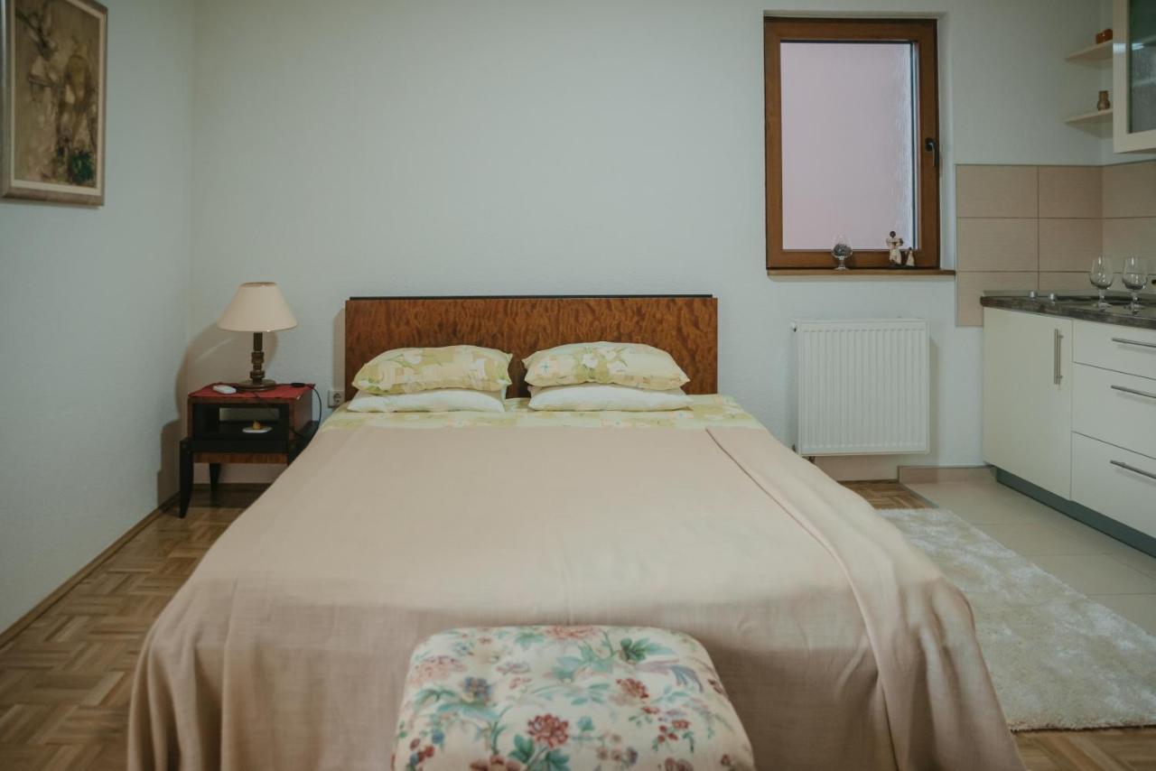 Ferienwohnung Almira Tuzla Exterior foto